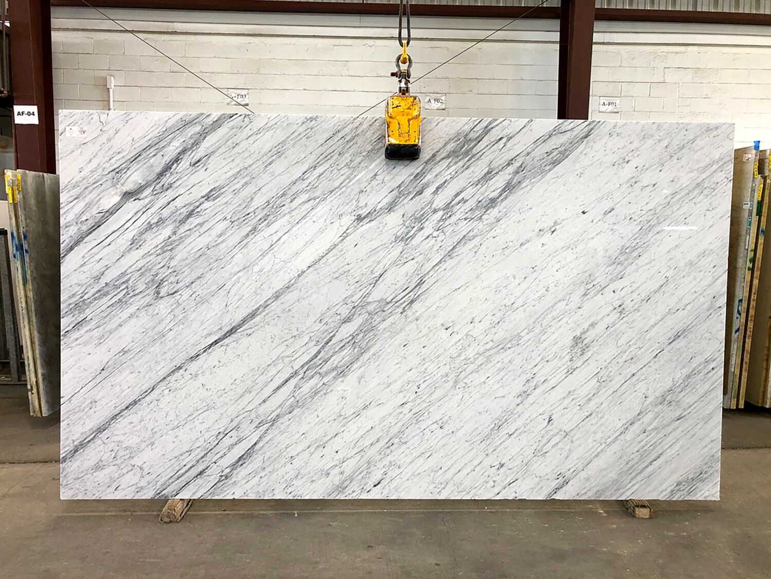 White Carrara, Lot #5339